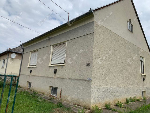 Eladó családi ház, Szentgotthárdon 42 M Ft, 3 szobás