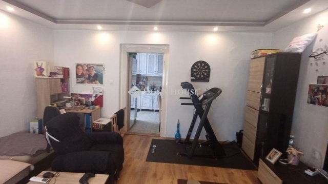 Eladó téglalakás, Budapesten, IV. kerületben 69.9 M Ft, 3 szobás