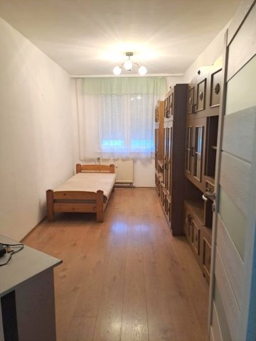 Kiadó panellakás, albérlet, Debrecenben 200 E Ft / hó, 2 szobás