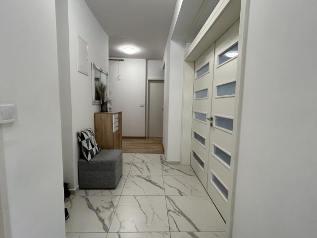 Eladó téglalakás, Keszthelyen 95 M Ft, 4 szobás
