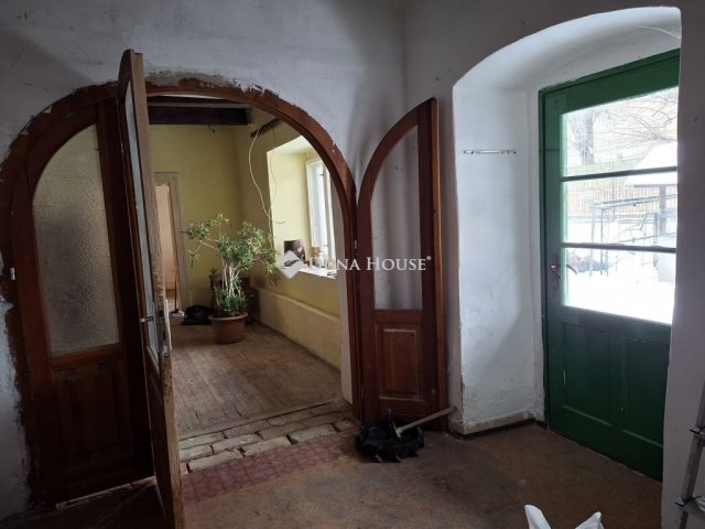 Eladó családi ház, Budapesten, XVII. kerületben 50 M Ft