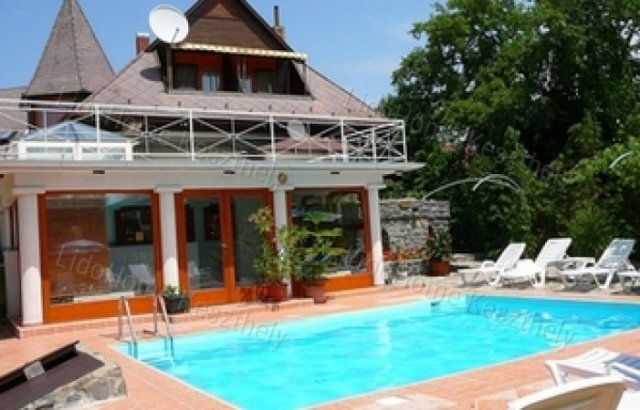 Eladó üzlethelyiség, Gyenesdiáson 600 M Ft, 18 szobás