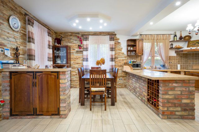 Eladó családi ház, Ráckevén 219.9 M Ft, 3 szobás