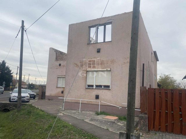 Eladó családi ház, Heréden 17.9 M Ft, 3 szobás