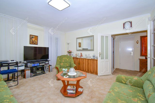 Eladó téglalakás, Szegeden 84.9 M Ft, 3 szobás