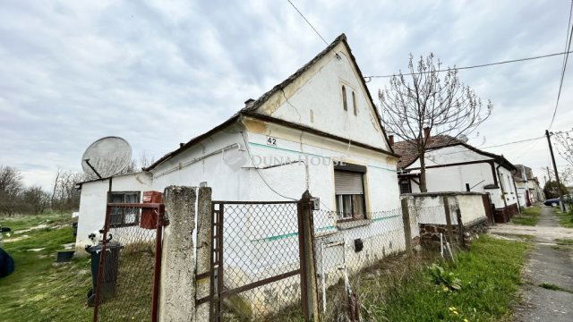 Eladó családi ház, Kemenespálfán 5.5 M Ft, 2 szobás