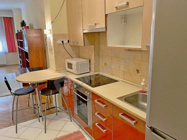 Eladó téglalakás, Budapesten, IX. kerületben, Ráday utcában