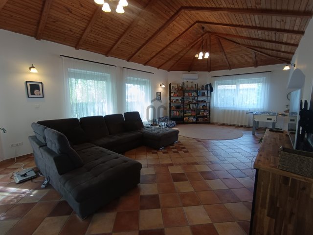 Eladó családi ház, Debrecenben 152.99 M Ft, 4 szobás