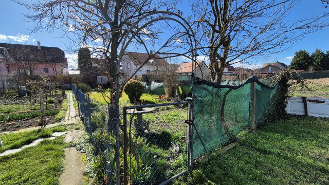 Eladó téglalakás, Sárváron 45 M Ft, 2 szobás