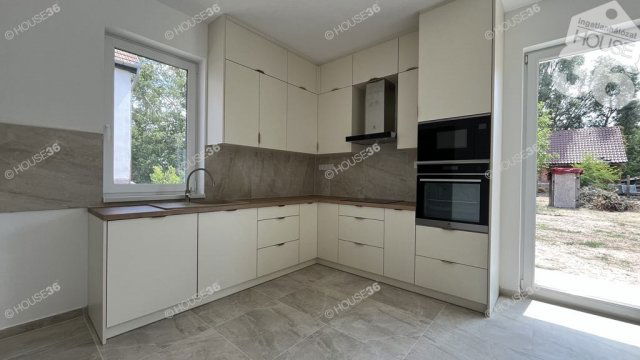 Eladó családi ház, Kecskeméten 87.5 M Ft, 4 szobás