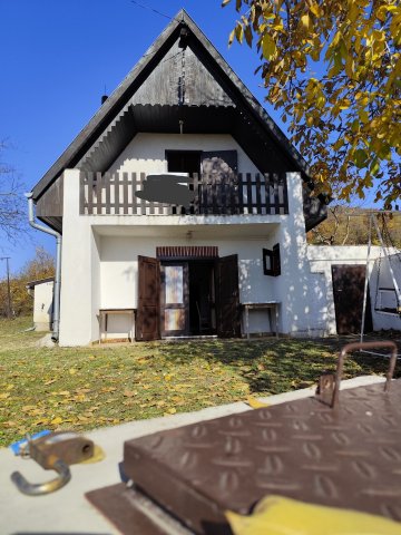 Eladó mezogazdasagi ingatlan, Monoszlón 125 M Ft