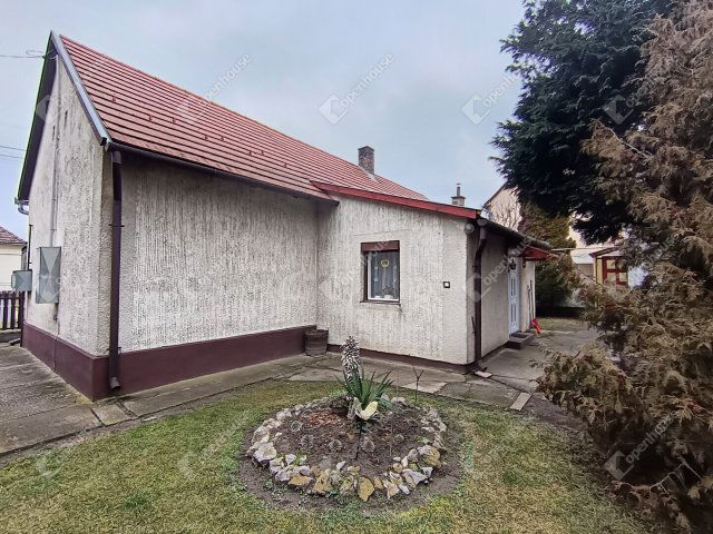 Eladó családi ház, Somogyszobon 25.99 M Ft, 3 szobás