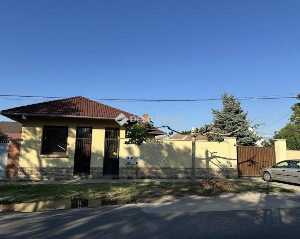 Eladó családi ház, Nagykőrösön 75 M Ft, 3 szobás