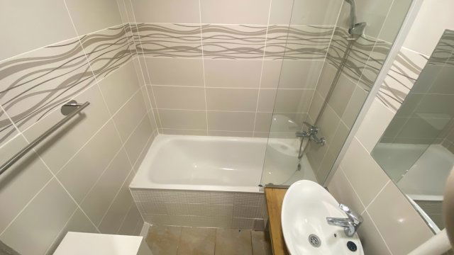 Kiadó panellakás, albérlet, Debrecenben 260 E Ft / hó, 2 szobás