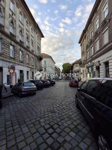 Eladó üzlethelyiség, Budapesten, VII. kerületben 28 M Ft