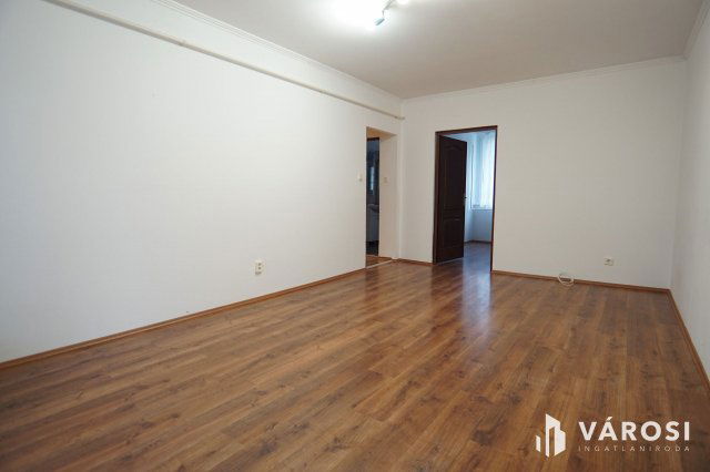 Eladó téglalakás, Nagykanizsán 35.9 M Ft, 2 szobás