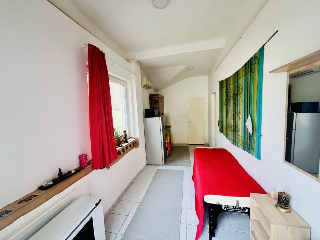 Eladó téglalakás, Budapesten, XX. kerületben 45.5 M Ft, 1 szobás