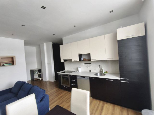 Kiadó téglalakás, albérlet, Szegeden 300 E Ft / hó, 3 szobás