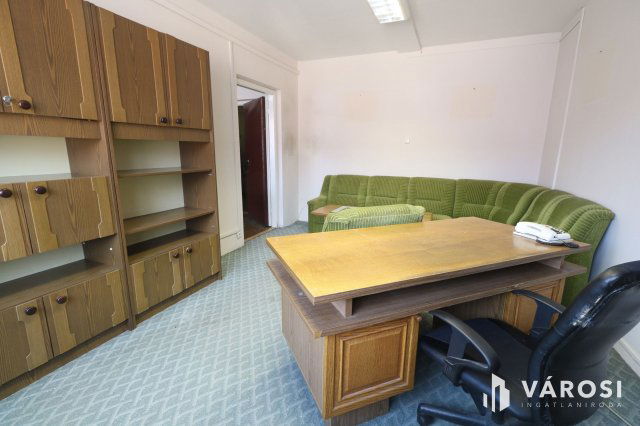 Eladó iroda, Szegeden 19 M Ft, 4+1 szobás / költözzbe.hu