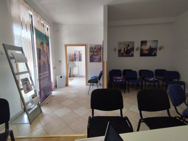 Kiadó iroda, Miskolcon 480 E Ft / hó, 6 szobás