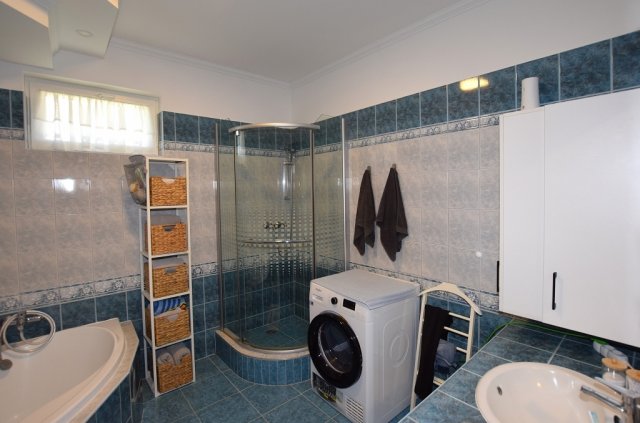 Eladó családi ház, Mikepércsen 109 M Ft, 2+2 szobás