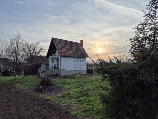 Eladó mezogazdasagi ingatlan, Tiszafüreden 8.7 M Ft