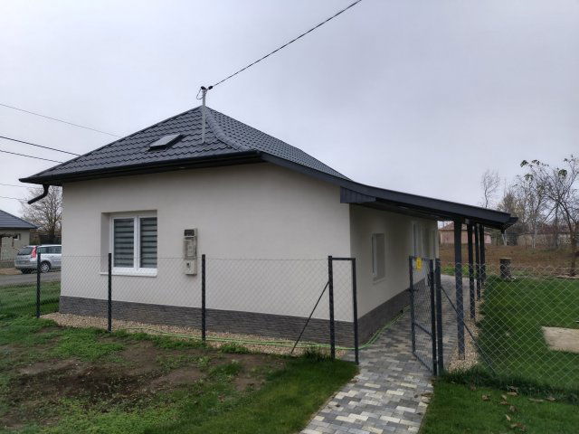 Eladó családi ház, Tiszaföldváron 35 M Ft, 2+1 szobás