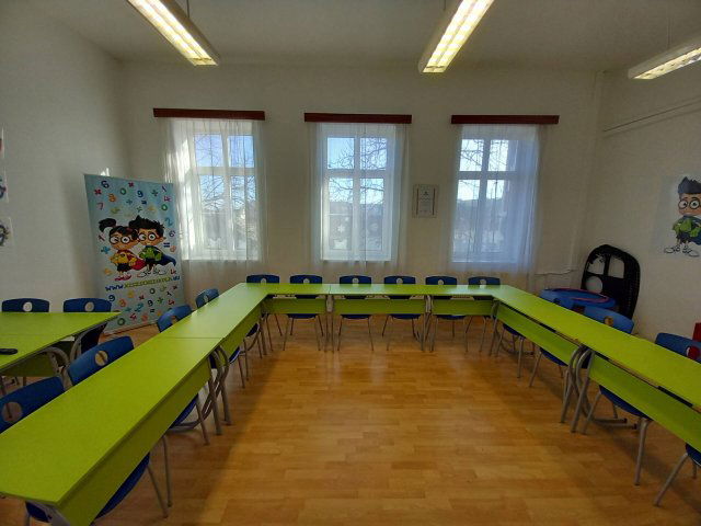 Kiadó iroda, Szolnokon 55 E Ft / hó, 1 szobás