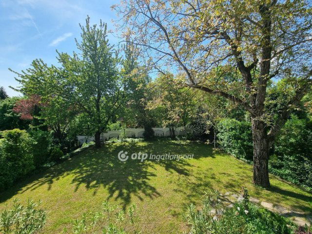 Eladó családi ház, Budapesten, II. kerületben 330 M Ft, 6 szobás