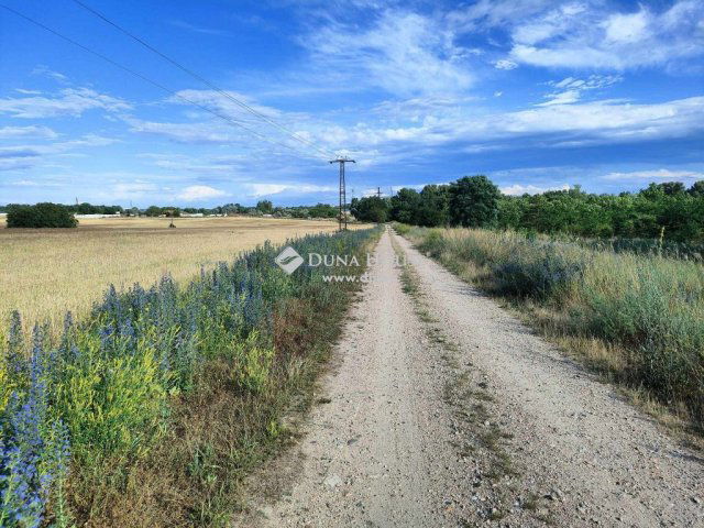 Eladó telek, Budapesten, XVI. kerületben 67.5 M Ft