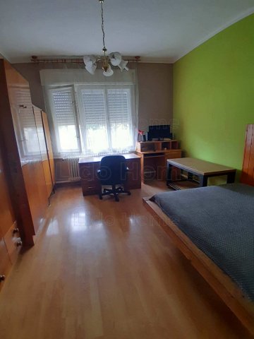 Eladó családi ház, Kadarkúton 35 M Ft, 4 szobás