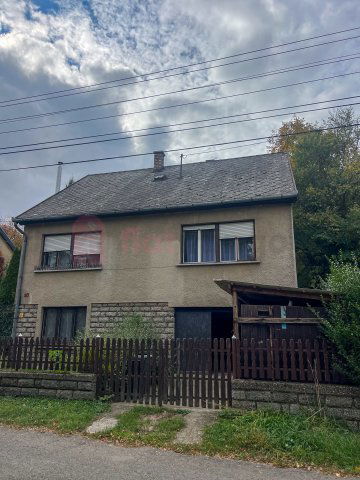 Eladó családi ház, Pécsett, Bencze József utcában 53.9 M Ft