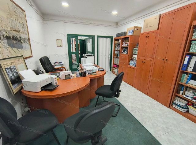 Eladó iroda, Szolnokon 29.5 M Ft, 2 szobás / költözzbe.hu