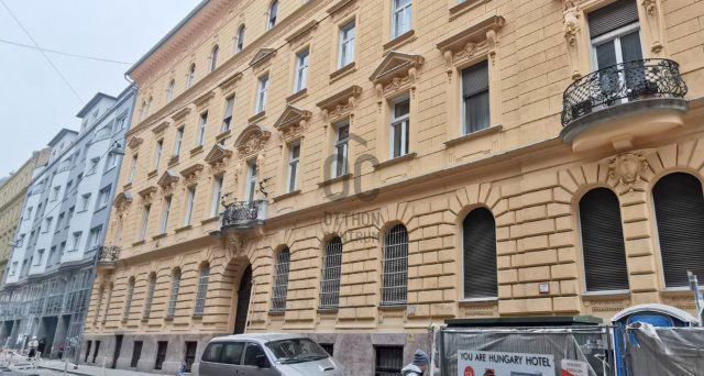 Eladó téglalakás, Budapesten, VIII. kerületben 89.9 M Ft