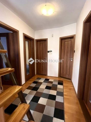 Eladó ikerház, Budapesten, XVIII. kerületben 145 M Ft, 4 szobás