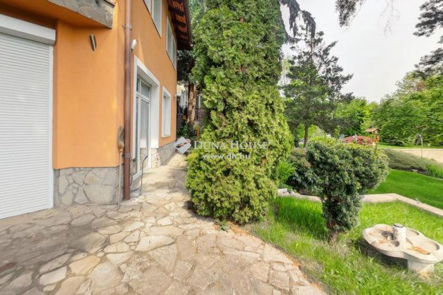 Eladó családi ház, Budapesten, II. kerületben 249.9 M Ft