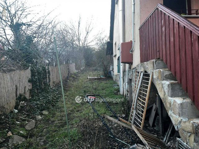 Eladó telek, Etyeken 130 M Ft / költözzbe.hu