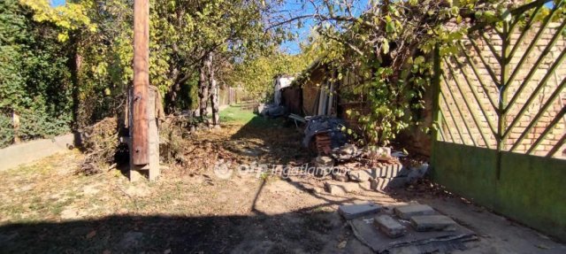 Eladó családi ház, Szekszárdon 29 M Ft, 1 szobás