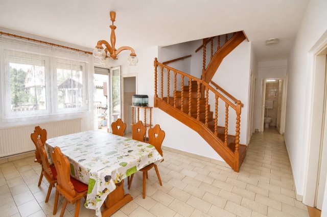 Eladó családi ház, Debrecenben 104.9 M Ft, 5 szobás