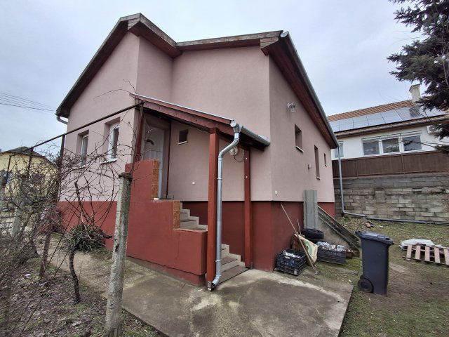 Eladó családi ház, Nyíregyházán 29.5 M Ft, 1+1 szobás