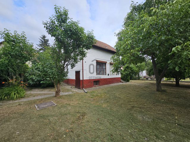 Eladó családi ház, Dömsödön 32.8 M Ft, 2 szobás