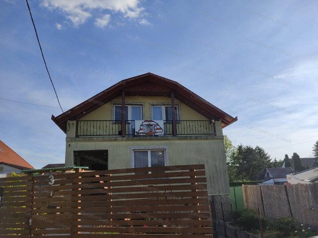 Eladó családi ház, Farmoson 61.9 M Ft, 4 szobás