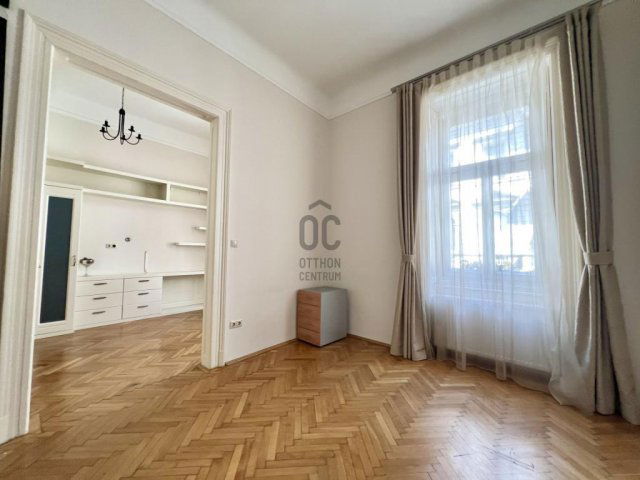Kiadó téglalakás, albérlet, Budapesten, V. kerületben, 3 szobás
