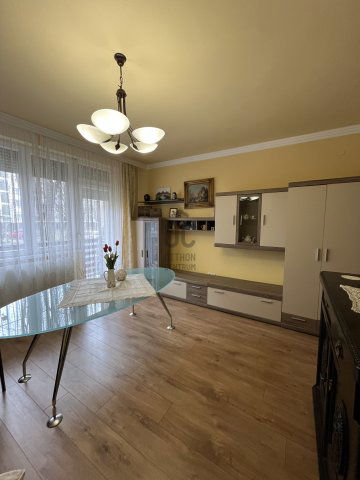 Eladó téglalakás, Debrecenben, Hadházi úton 62 M Ft, 2 szobás