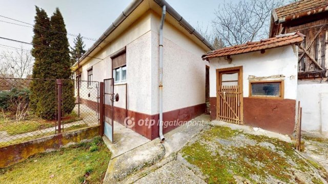 Eladó családi ház, Tiszavasváriban 17.5 M Ft, 2 szobás