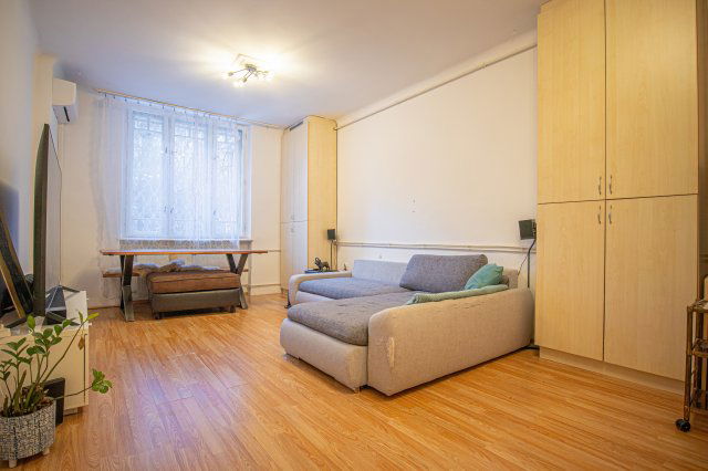 Eladó téglalakás, Budapesten, XI. kerületben, Bartók Béla úton