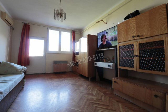 Eladó téglalakás, Orosházán 14.9 M Ft, 2 szobás
