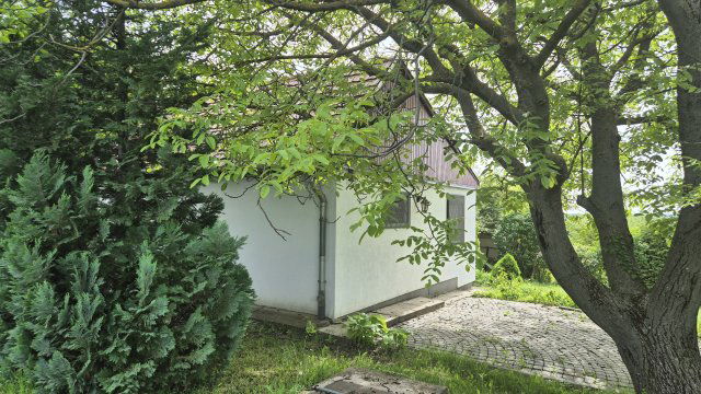 Eladó nyaraló, Lovasberényben 134.7 M Ft, 4 szobás