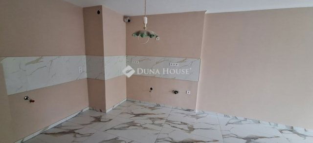 Eladó téglalakás, Budapesten, XIV. kerületben 110 M Ft, 3 szobás
