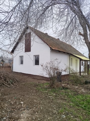 Eladó családi ház, Farmoson, Paskomi úton 28.9 M Ft, 3 szobás